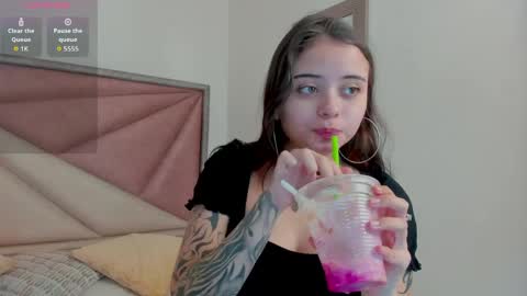 saskiagrendel online show from 04/24/26, 01:30