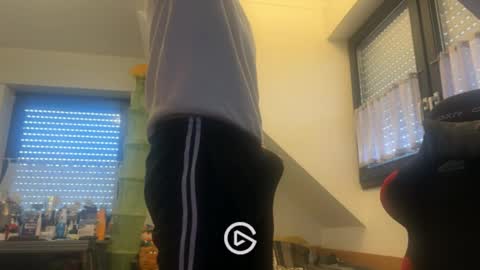 Snapshot of sason97xx chatting on 05/18/26, 07:25 sason97xx online show from 05/18/26, 07:25