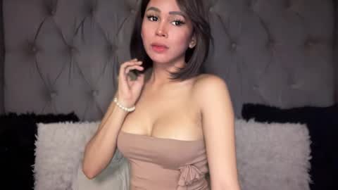 Snapshot of sassy_alexa chatting on 12/22/25, 04:09 Alexa online show from 12/22/25, 04:09