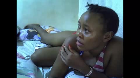 sassy_bella online show from 04/13/26, 06:24