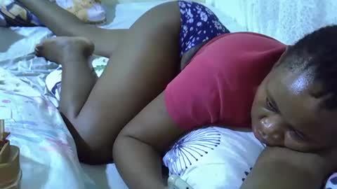 sassy_bella online show from 04/18/26, 07:58