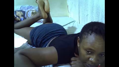 sassy_bella online show from 04/22/26, 04:41