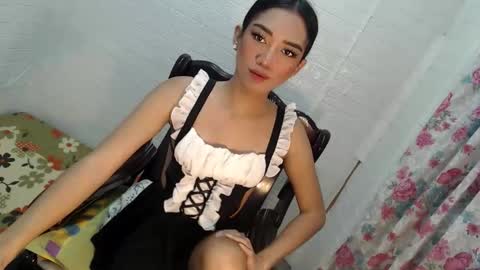 KEYLLA online show from 04/10/26, 09:52