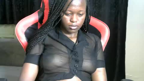 Snapshot of sassy_lyne chatting on 05/08/26, 05:02 sassy_lyne online show from 05/08/26, 05:02