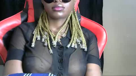 Snapshot of sassy_lyne chatting on 05/31/26, 12:41 sassy_lyne online show from 05/31/26, 12:41