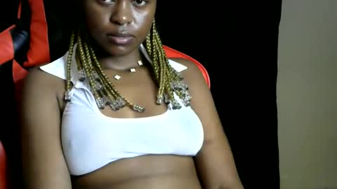 Snapshot of sassy_lyne chatting on 06/04/26, 07:47 sassy_lyne online show from 06/04/26, 07:47