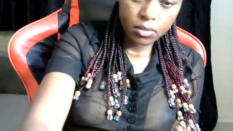 sassy_lyne online show from 07/10/26, 07:45