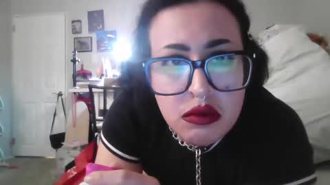 Snapshot of sassypandaxxx chatting on 02/24/25, 02:19 koolkat online show from 02/24/25, 02:19