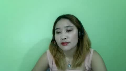 Snapshot of sassyreg chatting on 04/18/26, 01:37 SweetButPsychoo online show from 04/18/26, 01:37
