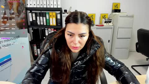 Snapshot of sassytiff chatting on 01/21/25, 11:13 sassytiff online show from 01/21/25, 11:13