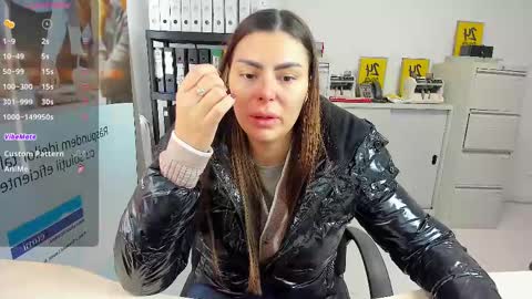 Snapshot of sassytiff chatting on 02/24/25, 11:32 sassytiff online show from 02/24/25, 11:32