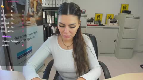 Snapshot of sassytiff chatting on 03/09/25, 02:54 sassytiff online show from 03/09/25, 02:54