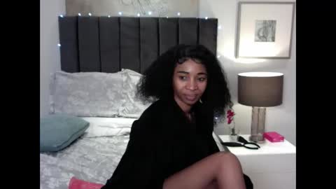 Snapshot of sasyylissaa chatting on 04/28/26, 02:27 sasyylissaa online show from 04/28/26, 02:27