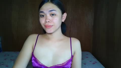 Snapshot of saszzyyumiie chatting on 10/18/25, 02:36 saszzyyumiie online show from 10/18/25, 02:36