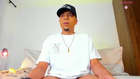 Snapshot of satanas_333 chatting on 06/23/26, 06:11 online show from 06/23/26, 06:11