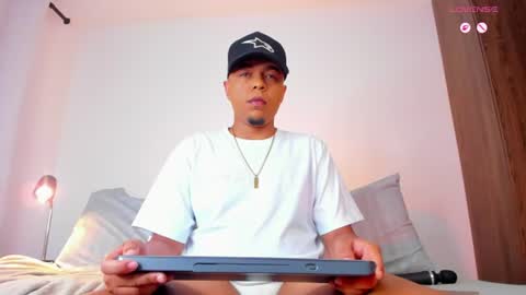 Snapshot of satanas_333 chatting on 08/02/26, 10:30 online show from 08/02/26, 10:30