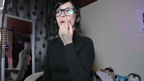 Snapshot of satanbabee_ chatting on 02/16/25, 11:59 im expecting 300 thumbs up on my altar online show from 02/16/25, 11:59