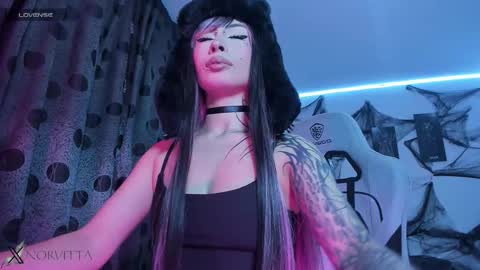 Snapshot of satanbabee_ chatting on 11/03/25, 12:46 im expecting 300 thumbs up on my altar online show from 11/03/25, 12:46