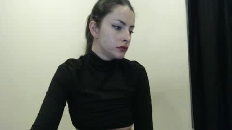 Snapshot of satansbabenia_v chatting on 02/21/25, 11:54 Nia online show from 02/21/25, 11:54