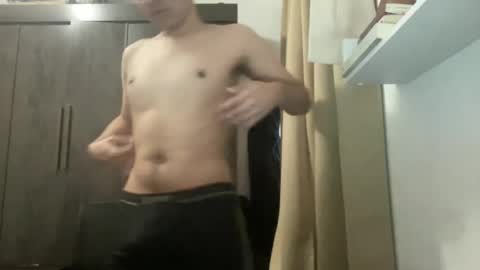 Snapshot of sathegoodboy chatting on 06/12/26, 01:32 Sat online show from 06/12/26, 01:32