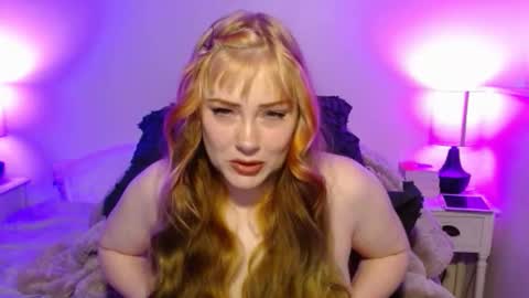 Snapshot of satrinarose chatting on 10/24/25, 06:43 Rose online show from 10/24/25, 06:43