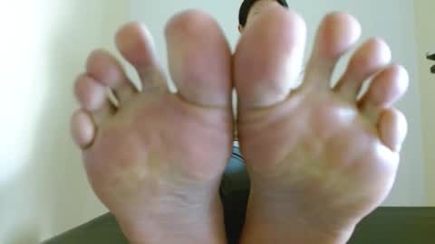 Goodess Saturn online show from 01/06/26, 04:21