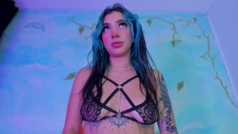 Saturnooo online show from 11/12/25, 08:15