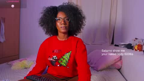 Snapshot of saturno_vibes chatting on 01/07/25, 11:05 saturno_vibes online show from 01/07/25, 11:05