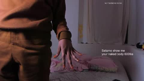 Snapshot of saturno_vibes chatting on 01/08/25, 09:53 saturno_vibes online show from 01/08/25, 09:53