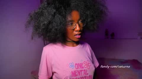 Snapshot of saturno_vibes chatting on 10/11/25, 09:08 saturno_vibes online show from 10/11/25, 09:08