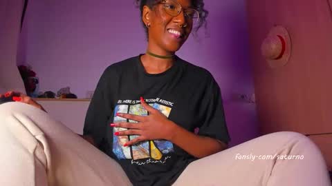 Snapshot of saturno_vibes chatting on 10/14/25, 07:42 saturno_vibes online show from 10/14/25, 07:42