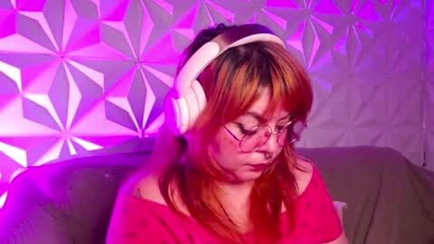 Gina George online show from 09/17/25, 11:39