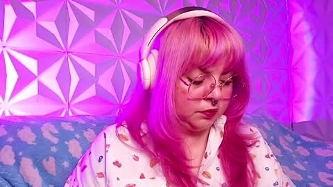 Gina George online show from 02/17/26, 01:24