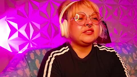 Gina George online show from 04/24/26, 02:14