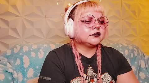 Gina George online show from 05/15/26, 11:12