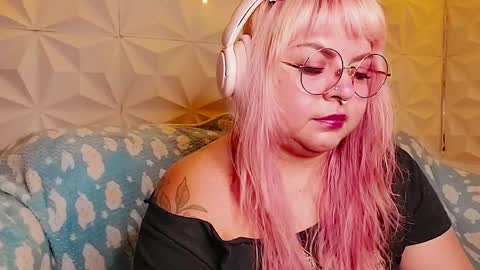 Gina George online show from 06/06/26, 11:42