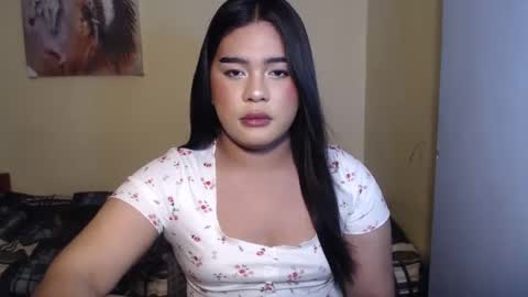 Snapshot of saucey_rhed chatting on 03/10/25, 10:45 RHED online show from 03/10/25, 10:45