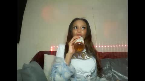 Shaniiice online show from 03/06/25, 12:21