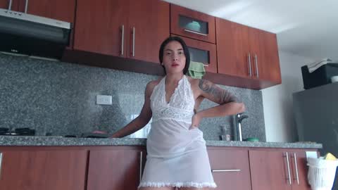 Snapshot of saucy_zaren chatting on 01/13/25, 08:48 Zaren online show from 01/13/25, 08:48