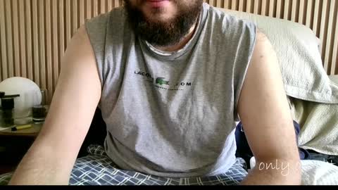 Snapshot of saucybonjo chatting on 12/10/24, 01:44 Ben online show from 12/10/24, 01:44