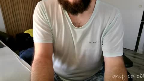 Snapshot of saucybonjo chatting on 12/29/24, 01:06 Ben online show from 12/29/24, 01:06