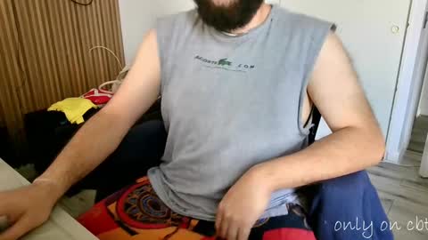 Snapshot of saucybonjo chatting on 01/01/25, 05:11 Ben online show from 01/01/25, 05:11