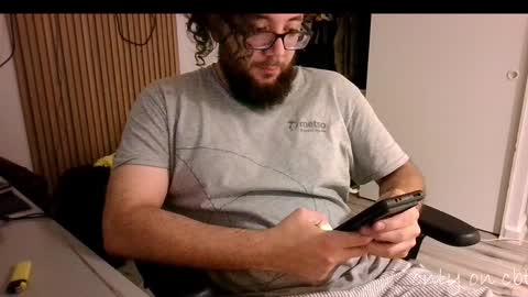 Snapshot of saucybonjo chatting on 01/04/25, 02:35 Ben online show from 01/04/25, 02:35