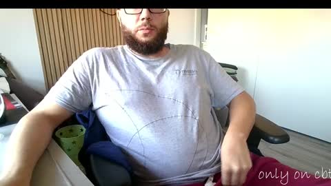 Snapshot of saucybonjo chatting on 02/07/25, 11:03 Ben online show from 02/07/25, 11:03