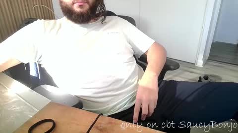 Snapshot of saucybonjo chatting on 03/03/25, 01:20 Ben online show from 03/03/25, 01:20