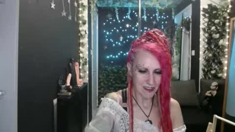 SaucySky online show from 10/03/25, 07:55