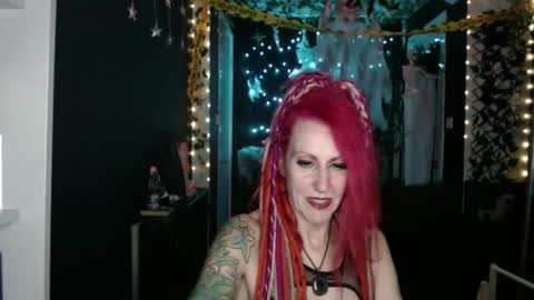 SaucySky online show from 10/15/25, 09:26