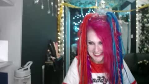 SaucySky online show from 10/30/25, 11:49