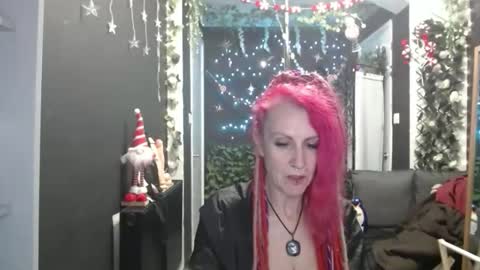 SaucySky online show from 12/03/25, 10:24