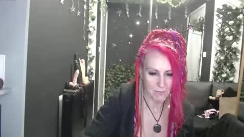 SaucySky online show from 01/10/26, 10:06